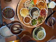 -包整·丝娃娃(一览甲秀楼风景店)