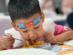 -奈尔宝家庭中心·亲子早教·派对餐厅(北京东坝万达店)