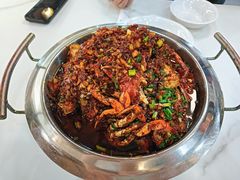 -凤凰路何眼镜香辣蟹(花果园店)
