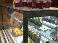 -奈雪的茶(湖滨银泰in77C区PRO店)