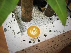 -Line 咖啡(石厦花园店)