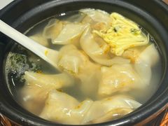 蟹粉小馄饨-馋三尺蟹粉小笼(人民广场店)