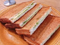 咖椰吐司-HELLO 27 意面·沙拉·帕尼尼