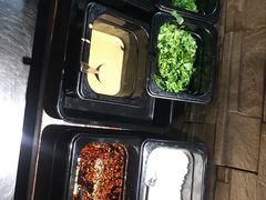 -八月美食小馆(银泰城总店)