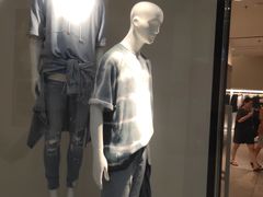 -ZARA(凯德乐峰广场店)