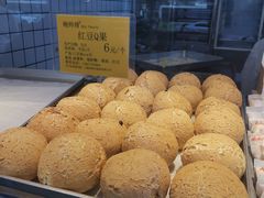 -鲍师傅糕点(江苏路店)
