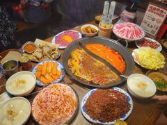 -萍姐火锅·公路夜市(武汉首店)