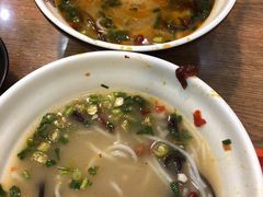 -螺小胖柳州螺蛳粉(钟楼总店)