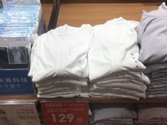 -优衣库(南宁江南万达店)