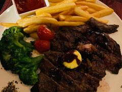 -WOLFGANG PUCK KITCHEN & BAR(迪士尼小镇店)