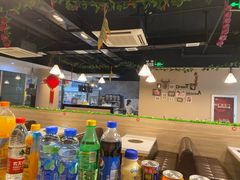 -轩于鲜旋转自助小火锅(新之城购物广场店)