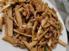 茶笋炒肉-华春餐馆(鱼山路店)