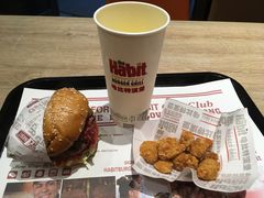 -The Habit Burger Grill 哈比特汉堡(爱琴海店)