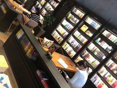 -阅西安新华书店(翠华南路店)