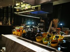 自助取餐区-金陵饭店 56F 家·海鲜火锅餐厅