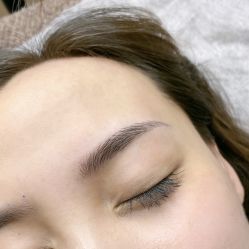 -本小姐美学·半永久纹眉野生眉