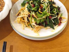 -鹤乡东北菜(崮山路店)