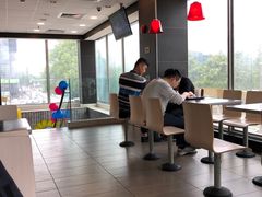 -麦当劳(花桥得来速店)