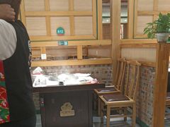 -咱屯子铁锅炖直营店(南湖大路店)