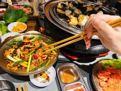 -围炉肉舍•炭烤活鳗•丹东海鲜烤肉(步行街店)