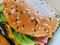 -麦当劳(展览路店)