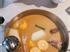 -肥仔文澳门猪骨煲(南京西路店)