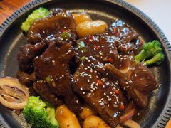 -八府香鸭·啫啫煲(华山路店)