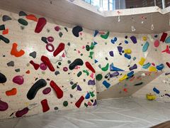 -啸岩馆 Roaring Climbing Gym
