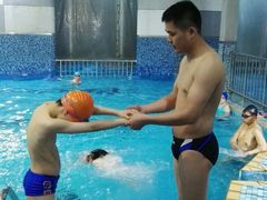 -齐岸健身(花园城店)