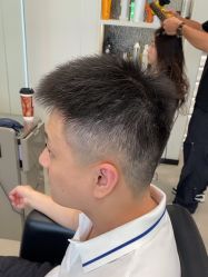 -摩登时代美发沙龙