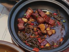-阿瓦山寨·湘菜现炒·剁椒鱼头王(咸阳总店)