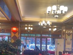-山城年华老火锅(玉林店)