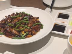 -皇城根·鲁菜济南菜·吊炉烤鸭·炒鸡鱼头(济南旗舰店)