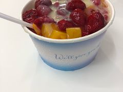 黄桃草莓冰-美肴冰品·汉堡·牛腩饭(总店)