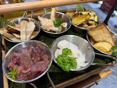 -一朵菌·野生菌探索家火锅(南亚店)