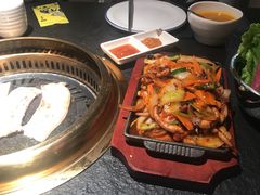 -嘿嘟嘟·肋条烧肉放题(爱融荟城店)