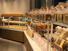 -爱达乐面包生日蛋糕(泛悦国际店)