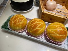 酥皮水牛奶菠萝包-陶陶居酒家(海岸城店)
