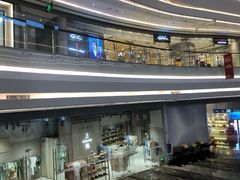 -银泰百货(厦门国贸中心店)