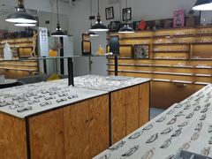 -罗伯特眼镜·蔡司官方授权(罗湖国贸店)