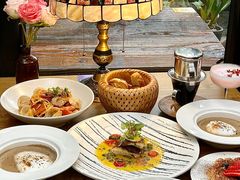 -Golden Lily河内巴黎法越料理餐厅(建国西路店)