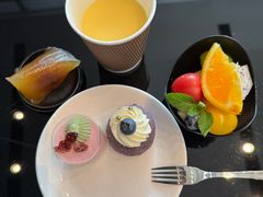 -奔驰上海利星(七宝店)