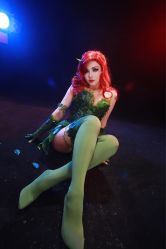 -星元素cosplay动漫摄影写真工作室