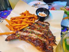 伊比利亚烤猪肋排-LESCEDARS Brasserie Bistro香柏树