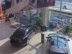 -上海伟杰·捷豹路虎4S店(闵行店)