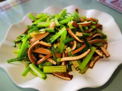 -喜羊羊土菜馆(世纪广场店)