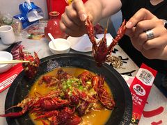 蒜香小龙虾-金陵暴走小龙虾·迷踪蟹(凯德MALL店)