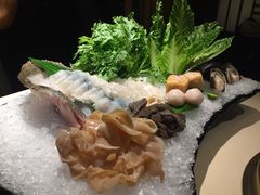 -余欢领鲜火锅(新街口店)