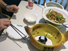 -绿草地·湘菜(7mall店)