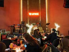 -TZ House音乐现场(来福士中心店)